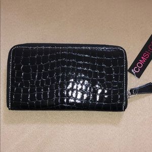 NWT Comsi Comsa Black Patent Wallet. ❤️